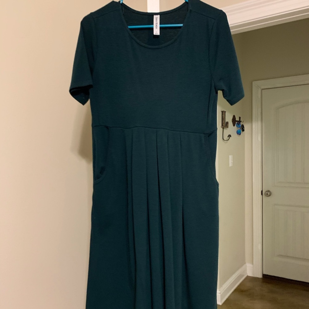 Babydoll style pocket dress.